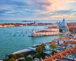 view-of-venice-lagoon-and-santa-maria-della-salute-2021-08-26-22-59-19-utc.jpg